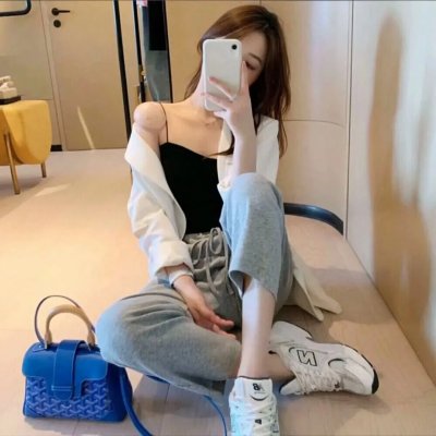 了不起的霍利迪夫人封面